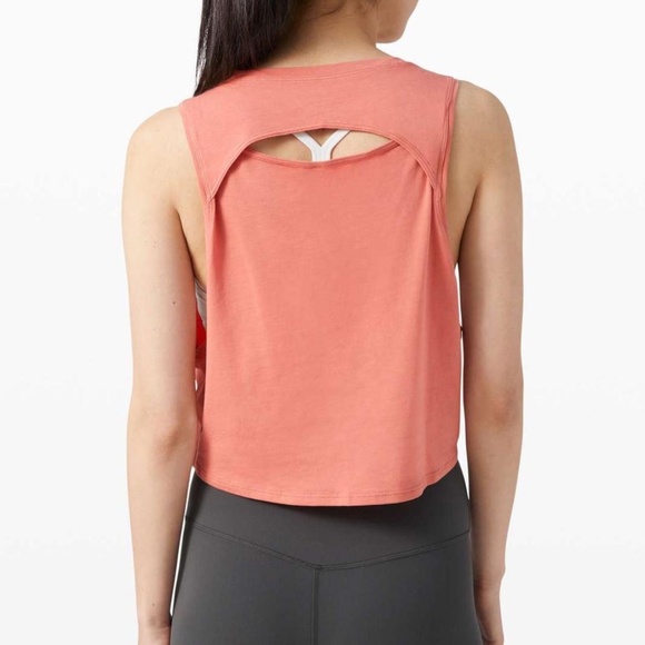 Lululemon Women's Orange / Coral Top Vest - Picture 2 of 4